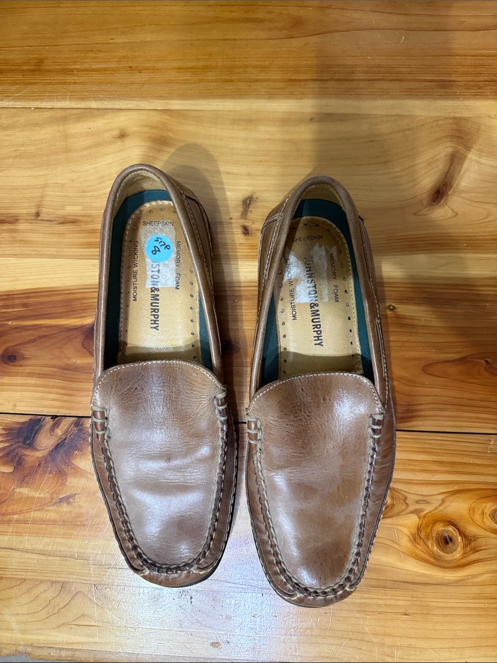 Johnston & Murphy Men’s Tan Leather Slip-On Loafers